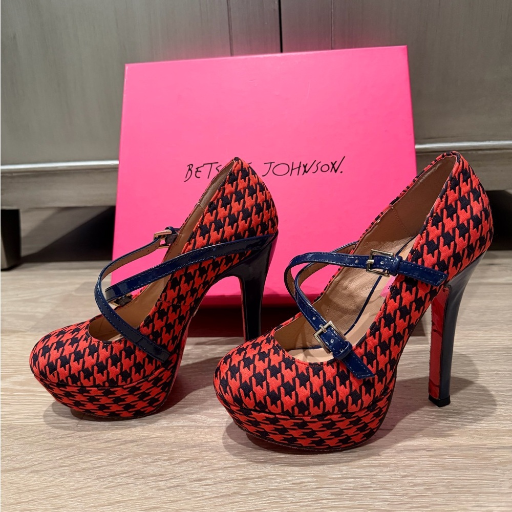 Betsey Johnson Houndstooth Heels